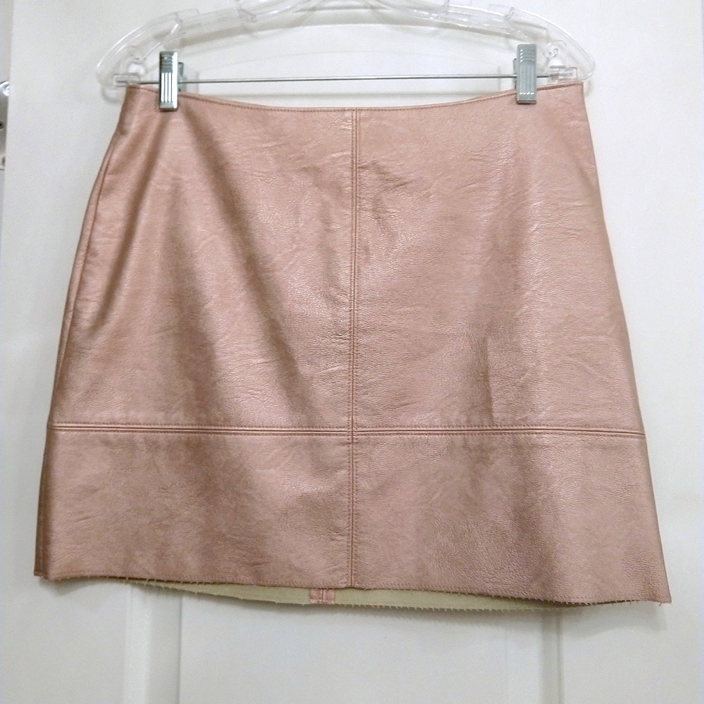 JustFab Rose Gold Metallic Faux Leather Mini Skirt